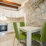 Apartmán Sara *
