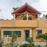 Sara Apartament