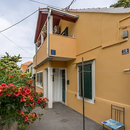 Sara Apartment